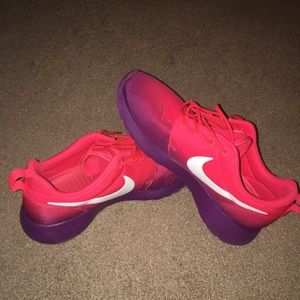 Nike Ombré Roshes